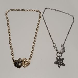 2 necklaces, one gold, one silver ♥️